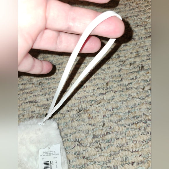 NWT WHITE FAUX FUR ACCESSORY BAG. COSMETIC BAG. LINGERIE BAG. BRIDAL GIFT. - Picture 4 of 7